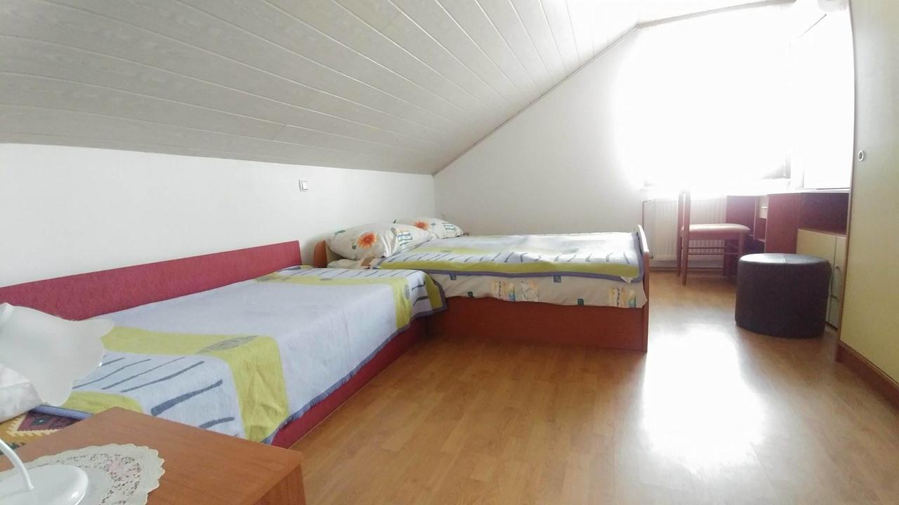 Bed&Breakfast Zilje Vinica Exteriör bild